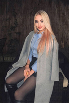 Dating a czech woman liudmyla from prague with Blonde hair 19 years old photo-3