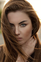 Ukrainian girl marina from ottawa with Light Brown hair age 28 photo-1