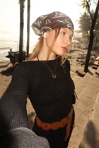 Fille de bali diana aux cheveux Blond, age 26 photo-1