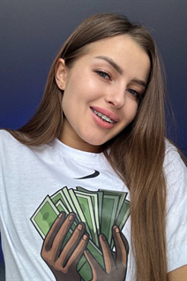 Stunning Ukrainian woman alina from dnepr with Light Brown hair age 26