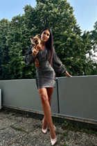 Date fille ukrainienne viktoriia de kharkov avec Noirs cheveux, âge 41 photo-6