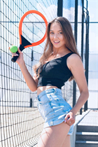 Single ukrainian girl lorita from tokyo with Light Brown hair age 33 photo-4