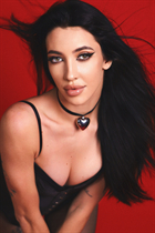 Femme ukrainienne de mykolaiv alina avec Noirs cheveux, âge 27