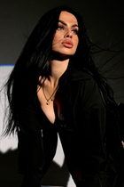 Girl in Ukraine olga from zaporozhye with Black hair age 25 photo-9