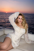 Pretty Ukrainian girl roza from dnipro with Blonde hair age 35 photo-4