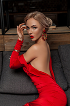 Beautiful woman of Ukraine alena from kyiv with Blonde hair age 40 photo-3