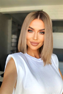 Dame ukrainienne iryna de kiev avec Blond cheveux, âge 39