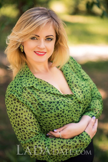 Dating a ukrainian woman natalie from mykolaiv with Blonde hair age 49