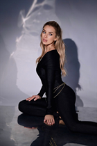 Single Ukrainian lady inna from pokrov with Blonde hair age 35 photo-7