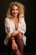 Girl from new york dina with Blonde hair age 36 photo-4