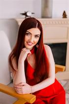 Hermosa mujer de Ucrania katerina de nikolaev con pelo Rojo y edad 32 photo-1