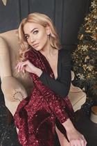 Dating a ukrainian girl oksana from nikolaev with Light Brown hair age 34 photo-3