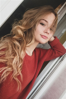 Gorgeous Ukrainian woman irina from odessa with Blonde hair age 21