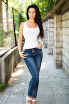 Czech bride elena from prague with Black hair 49 years old photo-9