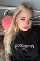 Beautiful wife from Ukraine anzhelina from kiev with Blonde hair age 26 photo-3