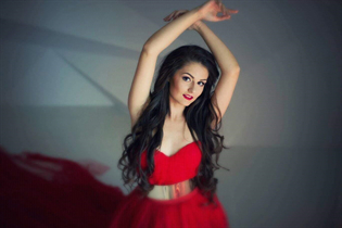 Pretty girl eliza from brussel with Black hair age 35 photo-17