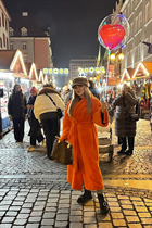 Ukrainian girl for marriage julia from kiev with Dark Brown hair age 33 photo-32