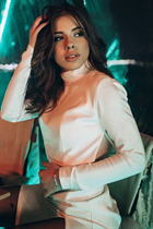 Romanian bride oksana from brasov with Light Brown hair 25 years old photo-10