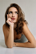 Ukrainian lady katerina from london with Black hair age 25 photo-1