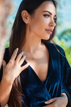 Ukrainian girl victoria from kyiv with Dark Brown hair age 38 photo-31