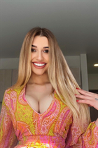Perfect woman mikaela from san francisco with Blonde hair age 25 photo-1