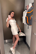 Sortir avec une femme allemande kateryna de berlin avec Chatain clairs cheveux 39 ans photo-3