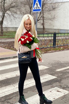 Ukrainian pretty girl alyona from kremenchug with Blonde hair age 26 photo-5