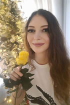 Girl from chicago tina with Dark Brown hair age 43 photo-56