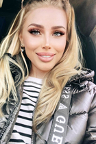 Linda chica ucraniana yulia de khmelnitsky con pelo Rubio y edad 25 photo-5