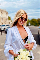 Fille de graz anastasiia aux cheveux Chatain clairs, age 28 photo-4