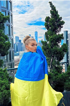 Novia de new york inga con pelo Rubio y edad 39 photo-8