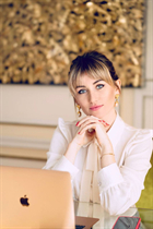 Sortir avec une femme tchèque vladilena de prague avec Chatain clairs cheveux 35 ans photo-8