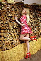 Beautiful ukrainian bride anastasia from kharkov with Blonde hair age 24 photo-1