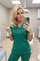 Fille célibataire ukrainienne daryna de kyiv avec Blond cheveux, âge 35 photo-1