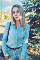 Single Ukrainian lady karina from kiev with Blonde hair age 33 photo-27