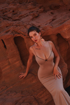 Novia de eilat anastasiya con pelo Castaño y edad 25 photo-20