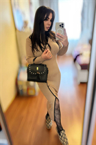 Ukrainian wife yuliia from kyiv with Black hair age 31 photo-16