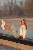Beautiful woman of ukrainian olha from kyiv with Blonde hair age 42 photo-10