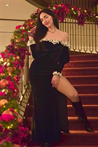 Jolie fille ukrainienne svetlana de kyiv avec Noirs cheveux, âge 42 photo-8