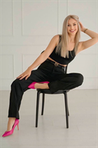 Beautiful woman of ukrainian katy from rzeszow with Blonde hair age 32 photo-3