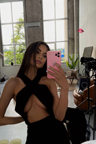 Date ukrainian yevheniia from kiev with Dark Brown hair age 25 photo-3