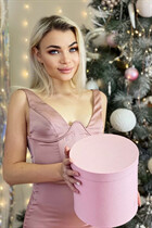 Ukrainian bride julia from kharkov with Blonde hair age 26 photo-8