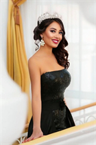 denver bride ainyra with Dark Brown hair age 35 photo-18