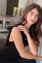 Dating a ukrainian woman yelizaveta from odessa with Light Brown hair age 20 photo-7