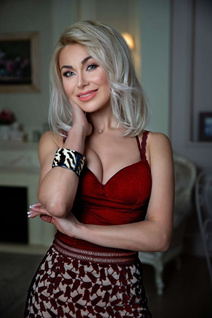 Pretty women Ukrainian bride irina from kiev with Blonde hair age 42