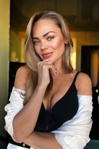 Modèle fille ukrainienne yulia de kiev avec Chatain clairs cheveux, âge 39 photo-8