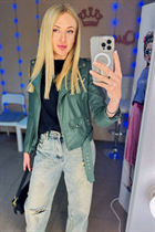 Pretty Ukrainian girl yaryna from kiev with Blonde hair age 35 photo-12