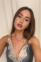 Bride from san sebastián eider with Light Brown hair age 26 photo-7