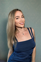 Beautiful single ukrainian woman eva from kiev with Light Brown hair age 40 photo-16