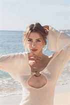 Dating a german woman olga from cologne with Light Brown hair 45 years old photo-5